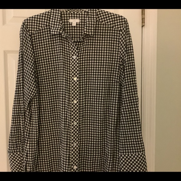 Textured gingham button down tunic. - Picture 1 of 12